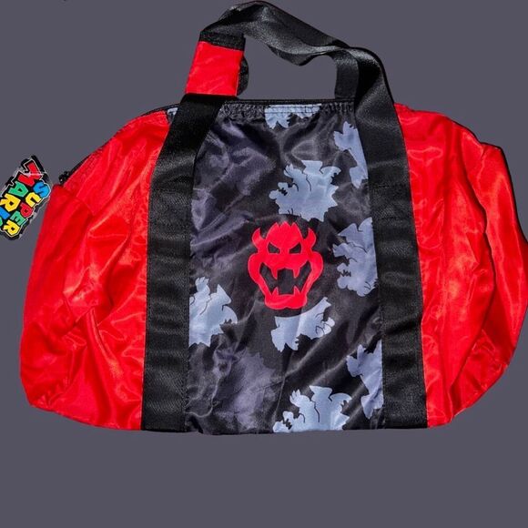 NWT Official Nintendo Bowser Duffell Bag HTF B11 - Picture 5 of 5